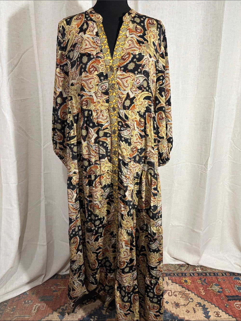 Me 2 Magic Bohemian Black Paisley Maxi Dress